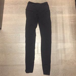 COMMUNITY black leggings